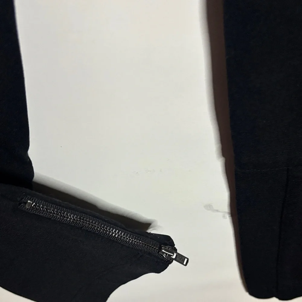 Strecthy Black Jeans ( Box#3) - Picture 3 of 4